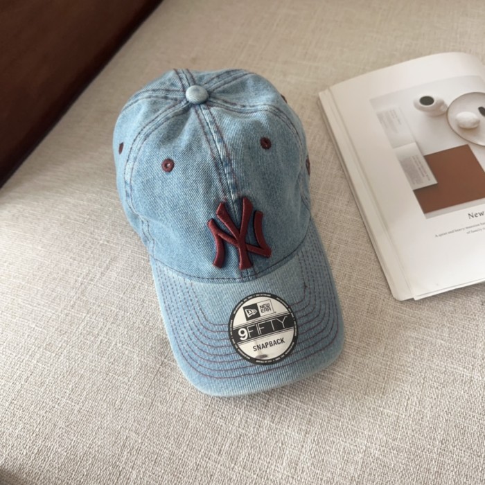追跡付 NY コピーおすすめ の刺繍入り野球帽