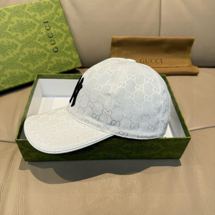 日本未入荷 NY n級品 NY&Gucci（グッチ）のコラボレーション型野球帽
