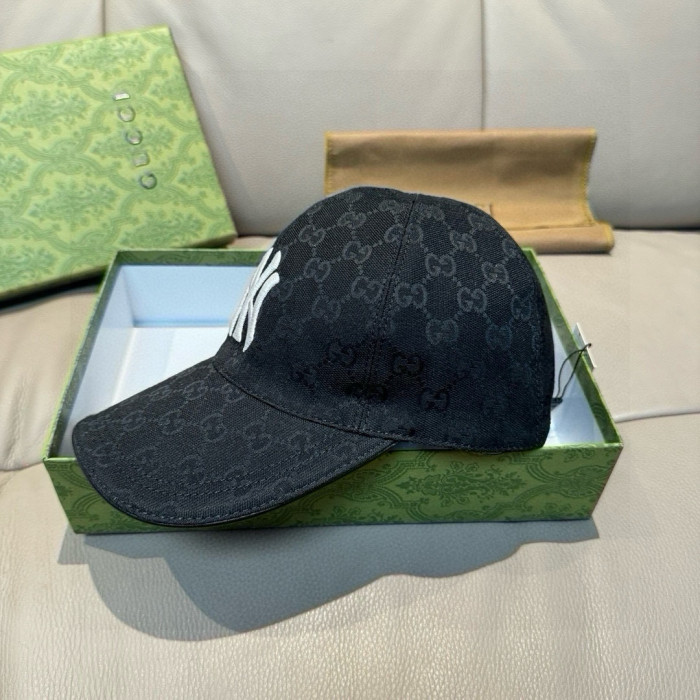 【限定】 NY スーパーコピーNY&Gucci（グッチ）のコラボレーション型野球帽