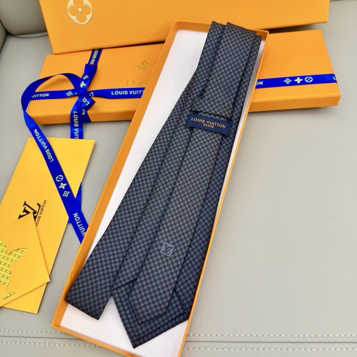 日本未入荷 ルイヴィトン 偽物通販 メンズネクタイシリーズ LVチェックネクタイ