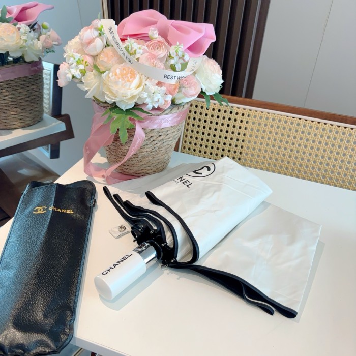 日本未入荷 シャネル n級品 Chanel 三つ折り自動折りたたみ式晴雨傘