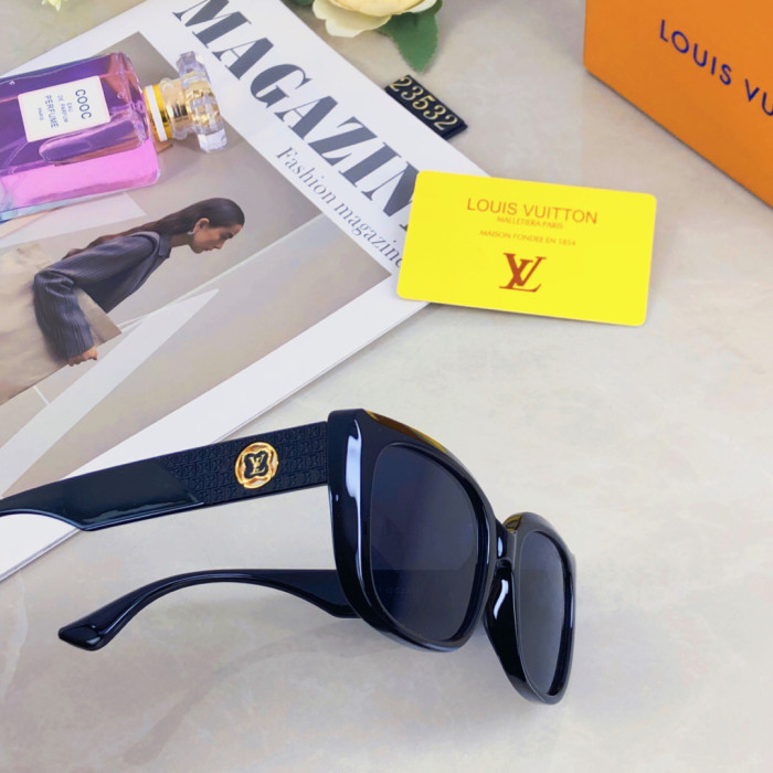 高品質 ルイヴィトン 偽物通販  Louis vuittonハイエンドサングラススクエアフレームサングラス3色