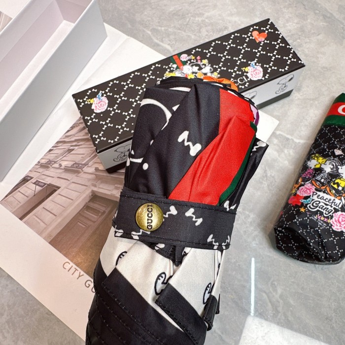 使い勝手良し グッチ 激安通販 Gucci 三つ折り日焼け止め傘
