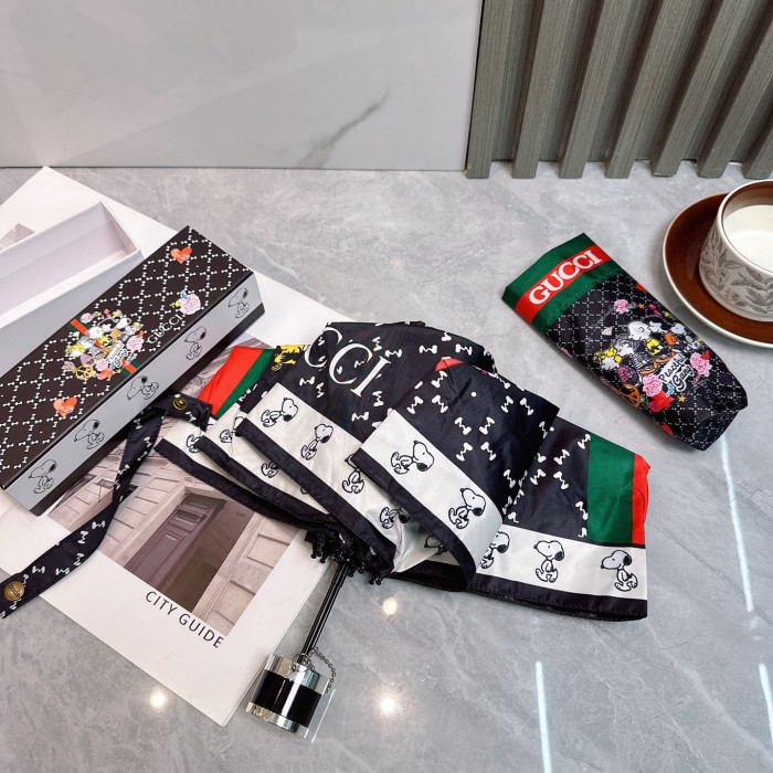 使い勝手良し グッチ 激安通販 Gucci 三つ折り日焼け止め傘