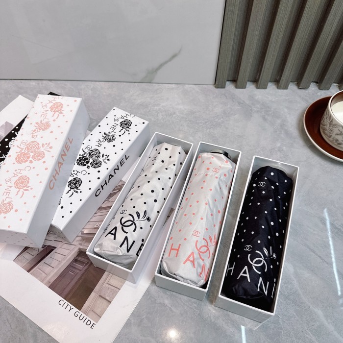 使い勝手良し シャネル コピー Chanel バラの花の柄の三つ折り自動折りたたみ晴雨傘