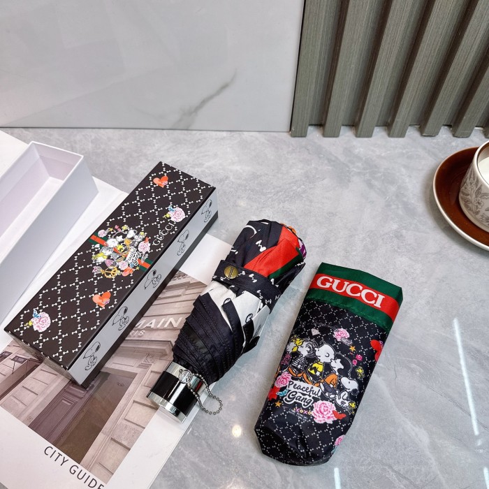 使い勝手良し グッチ 激安通販 Gucci 三つ折り日焼け止め傘