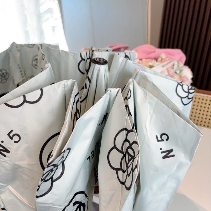 超話題! シャネル 激安偽物 Chanel 三つ折り自動折りたたみ式晴雨傘