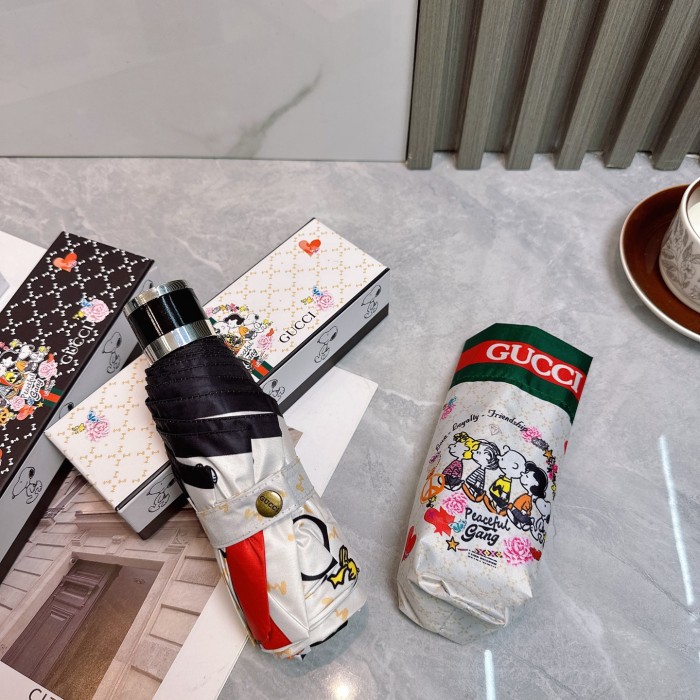 累積売上総額第１位！ グッチ コピー Gucci 三つ折り日焼け止め傘