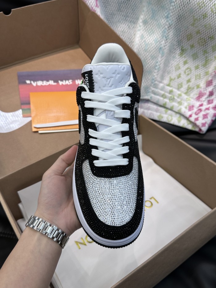 稀少 ルイヴィトン 激安通販 L.v x off-white x Nikeの3者が名ローカットカジュアルスニーカー