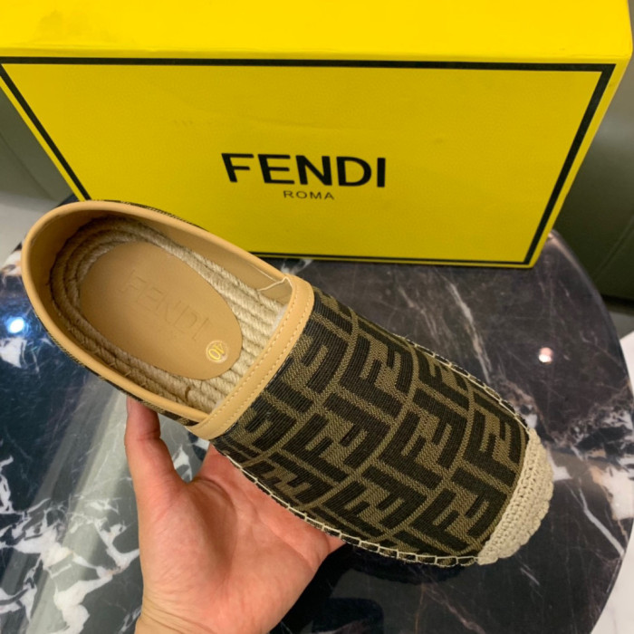 入手困難 フェンディ n級品 メンズのモデルの足踏み楽福レジャー漁師靴