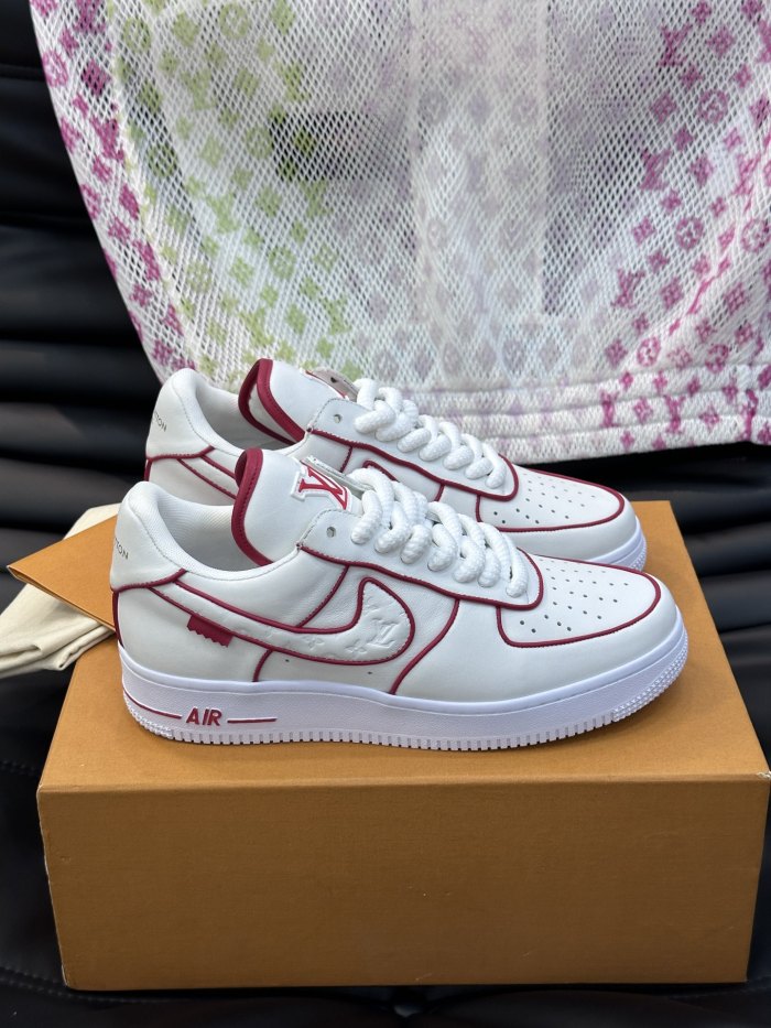 超話題! ルイヴィトン コピーおすすめ  L.v X nike連名ローカットカジュアルスニーカー