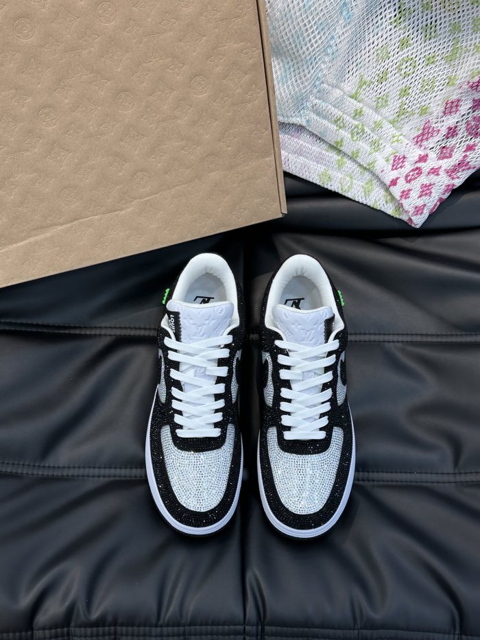 稀少 ルイヴィトン 激安通販 L.v x off-white x Nikeの3者が名ローカットカジュアルスニーカー