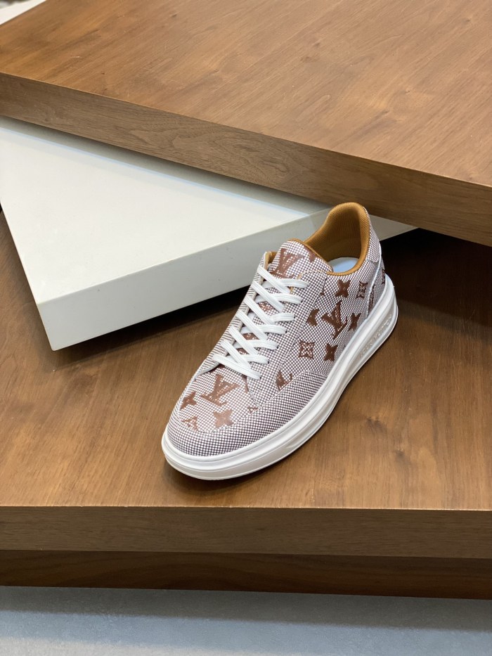 稀少 ルイヴィトン 激安偽物 メンズの定番カジュアルスニーカー
