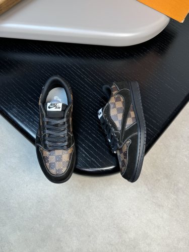 ★超人気 ルイヴィトン 激安偽物 LvX nike連名ローカットカジュアルスニーカー