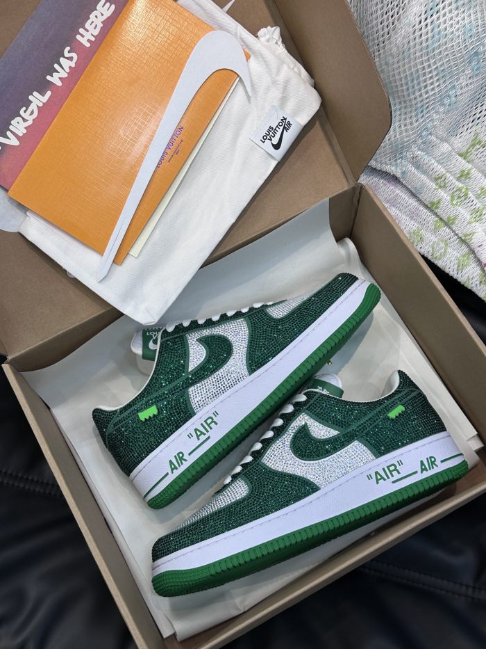 日本未入荷 ルイヴィトン スーパーコピー L.v x off-white x Nikeの3者が名ローカットカジュアルスニーカー