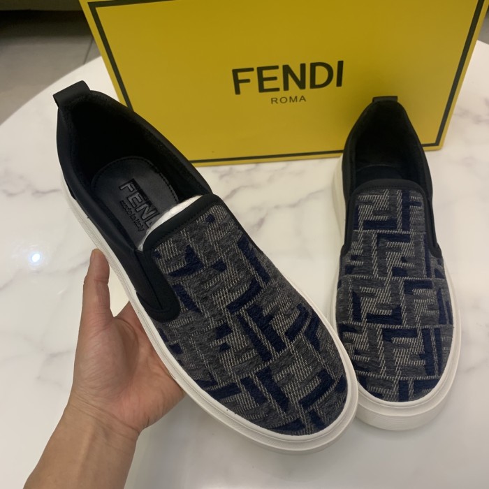 【限定】 フェンディ  スーパーコピー メンズ スニーカー