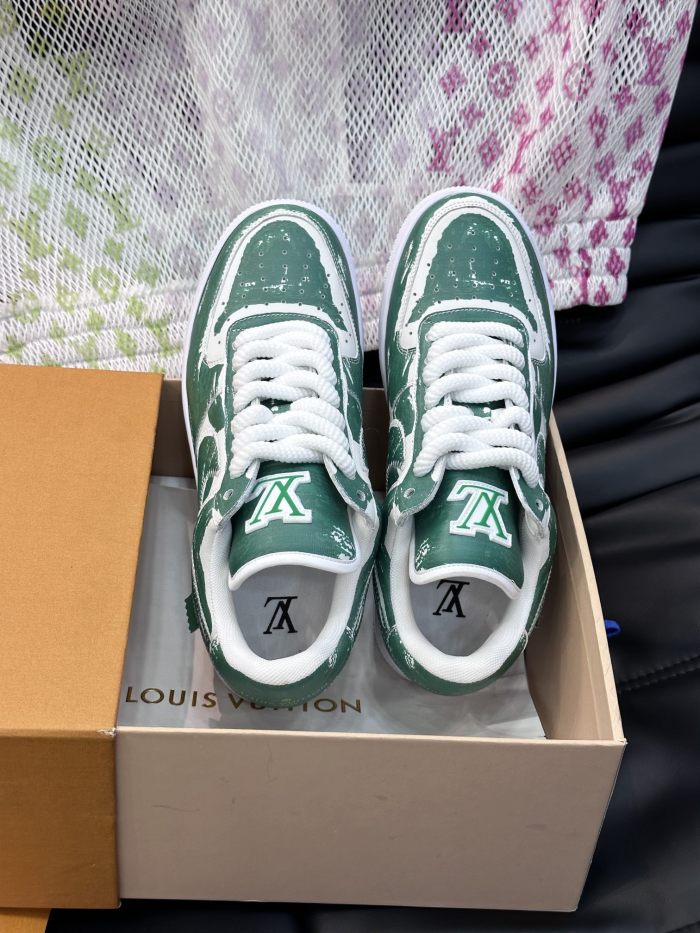 超奇跡の入荷☆ ルイヴィトン 偽物通販  L.v x off-white x Nikeの3者が名フラッシュドリル版カジュアルスニーカー