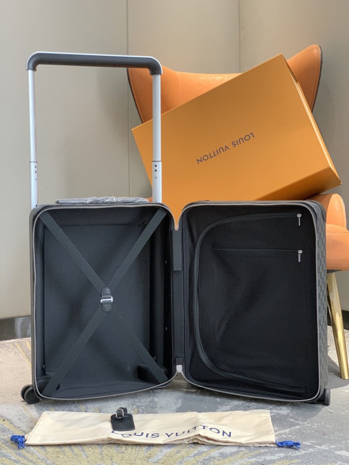 稀少 ルイヴィトン 激安偽物 LOUIS VUITTON 四輪レバーボックス