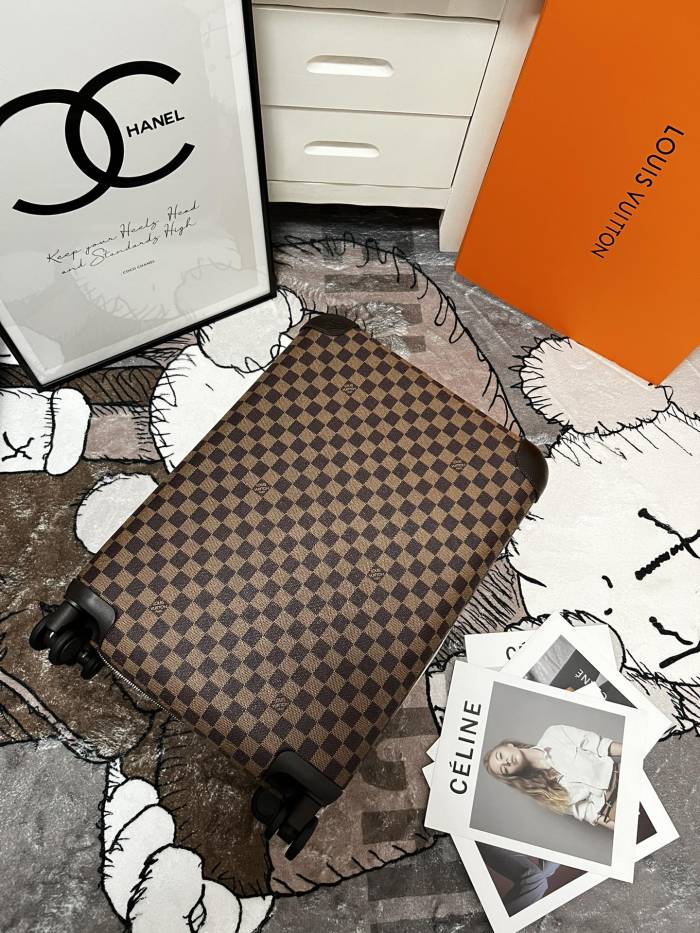 ★超人気 ルイヴィトン 激安偽物 LOUIS VUITTON 四輪レバーボックス