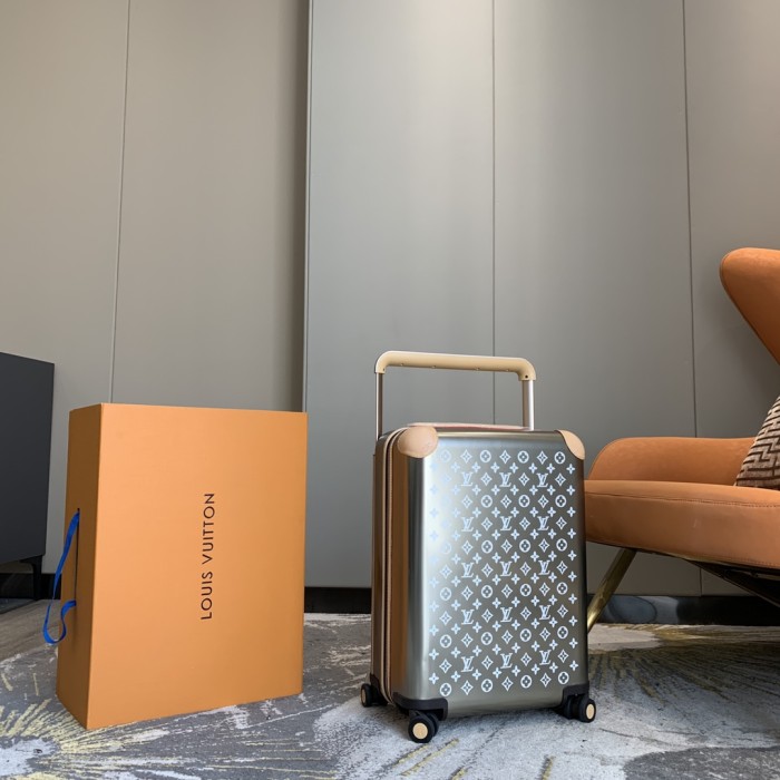【話題商品！】ルイヴィトン 偽物通販  LOUIS VUITTON 四輪 スーツケース エンクロージャ