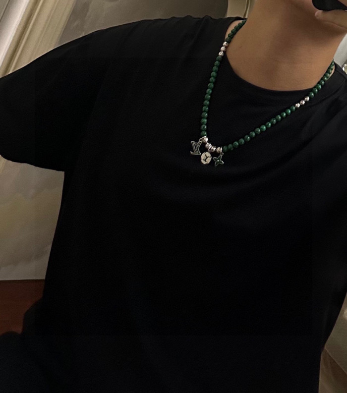 超奇跡の入荷☆ ルイヴィトン コピーおすすめ LV多元素瑪瑙泰銀風ネックレス