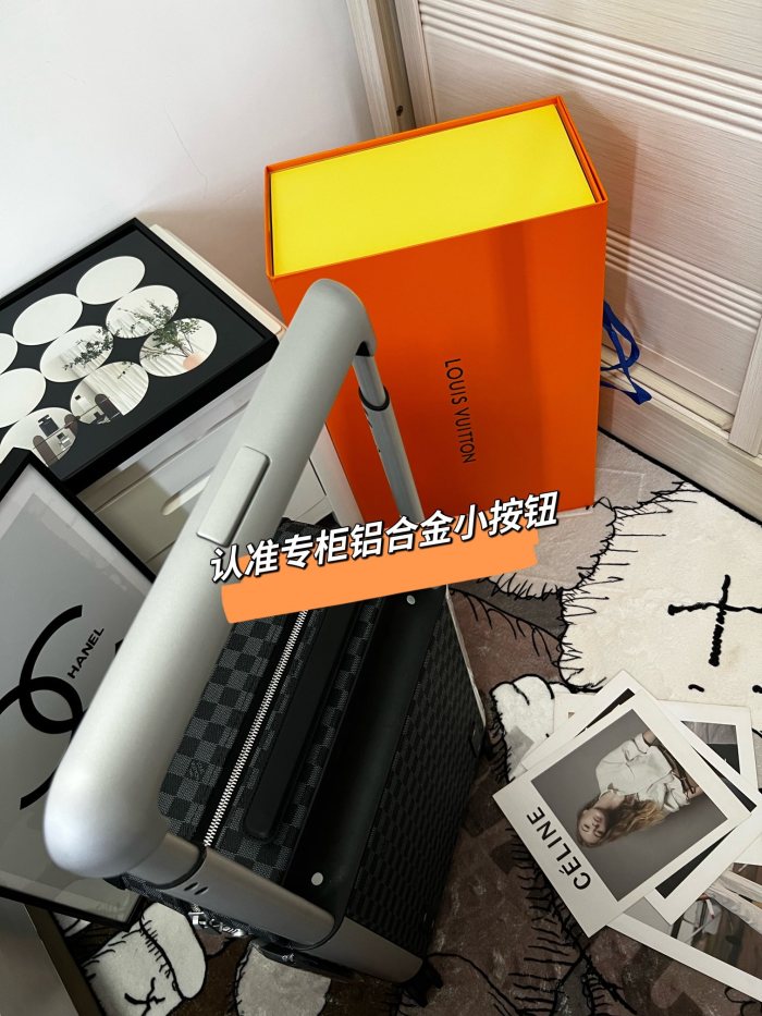 高品質 ルイヴィトン n級品 LOUIS VUITTON 四輪レバーボックス