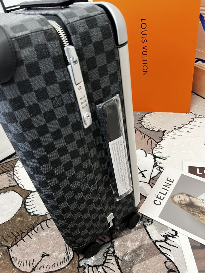 高品質 ルイヴィトン n級品 LOUIS VUITTON 四輪レバーボックス