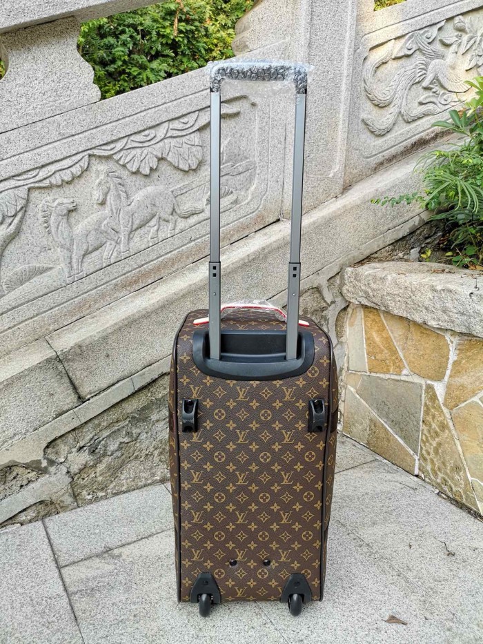追跡付 ルイヴィトン n級品 LOUIS VUITTON トロールボックスが