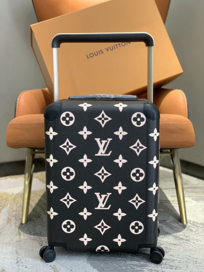 使い勝手良し ルイヴィトン 激安偽物 LOUIS VUITTON 四輪レバーボックス