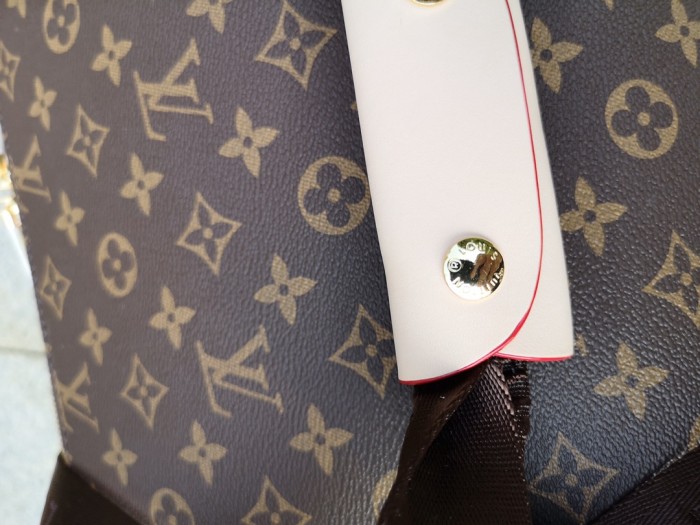 追跡付 ルイヴィトン n級品 LOUIS VUITTON トロールボックスが