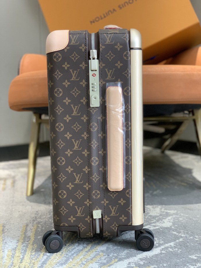 大人気 ルイヴィトン n級品 LOUIS VUITTON 四輪レバーボックス