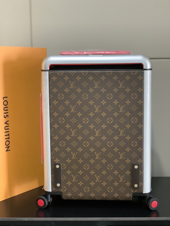 【限定】ルイヴィトン 激安偽物 LOUIS VUITTON 四輪レバーボックス