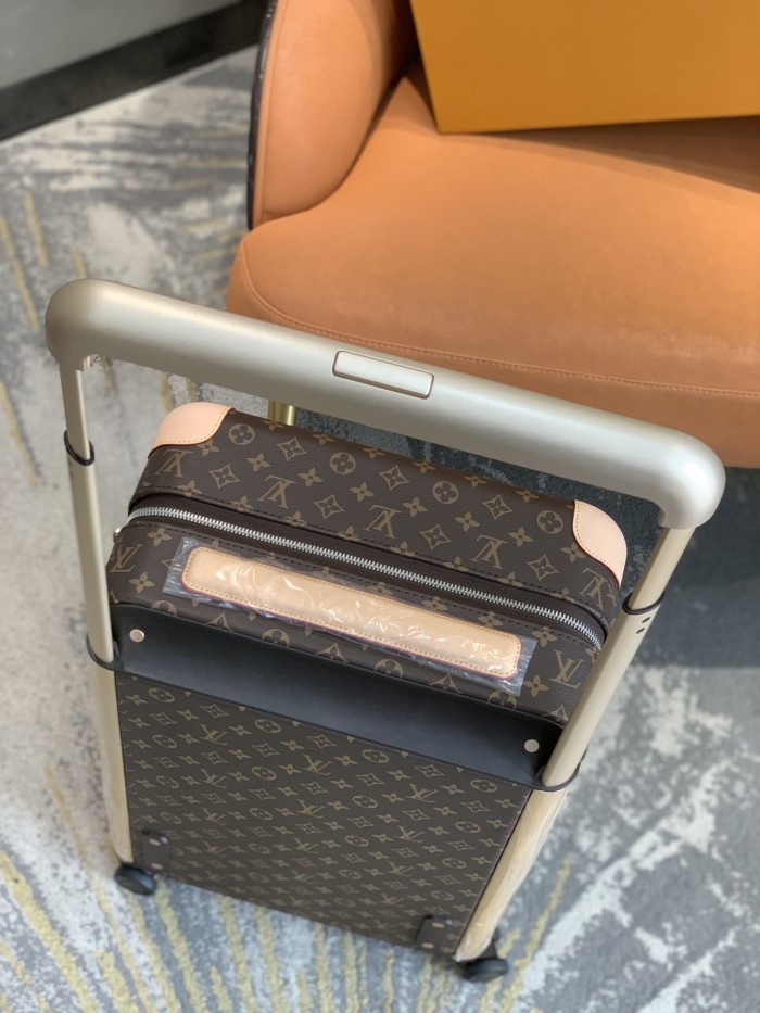 大人気 ルイヴィトン n級品 LOUIS VUITTON 四輪レバーボックス