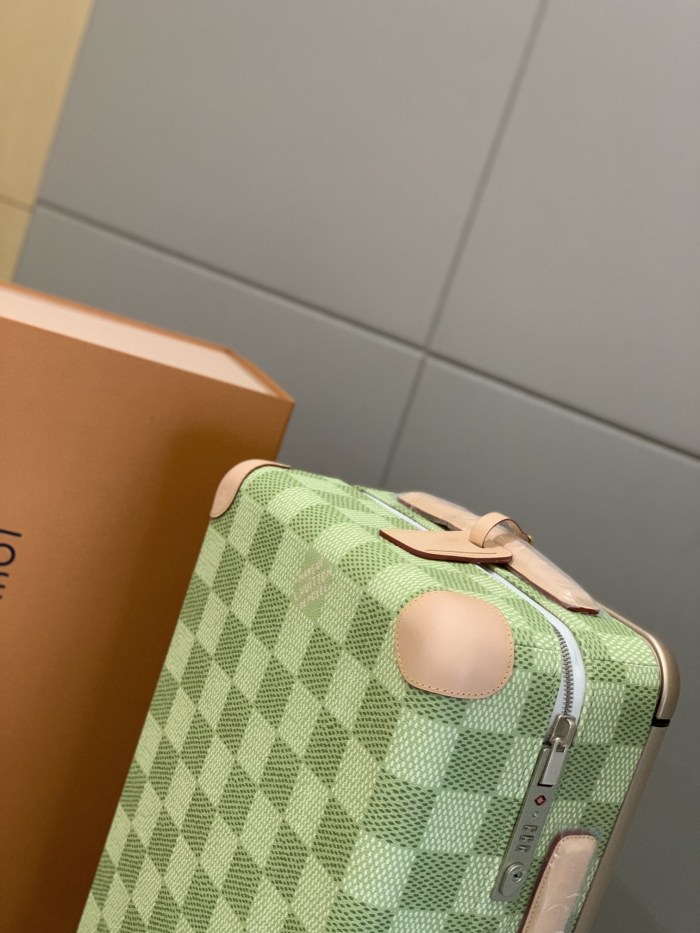 新作 ルイヴィトン スーパーコピー LOUIS VUITTON 四輪レバーボックス