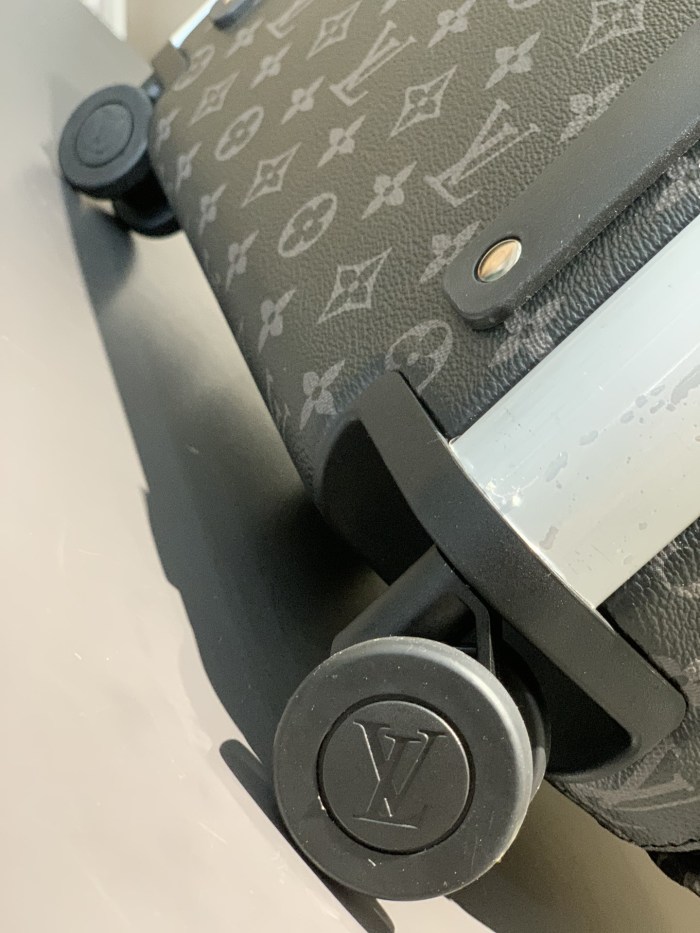 【限定】 ルイヴィトン コピーおすすめ LOUIS VUITTON 四輪レバーボックス