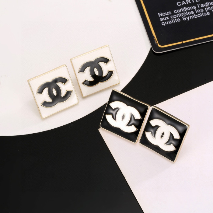 高品質 シャネル 偽物通販 Chanelの四角いピアス