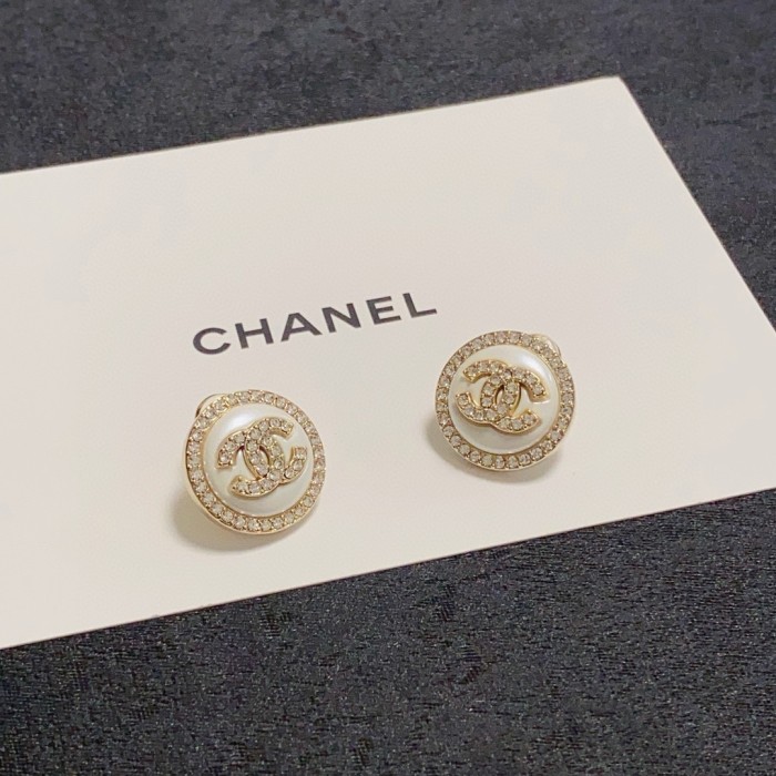 使い勝手良し シャネル スーパーコピー Chanel ダブルCピアス