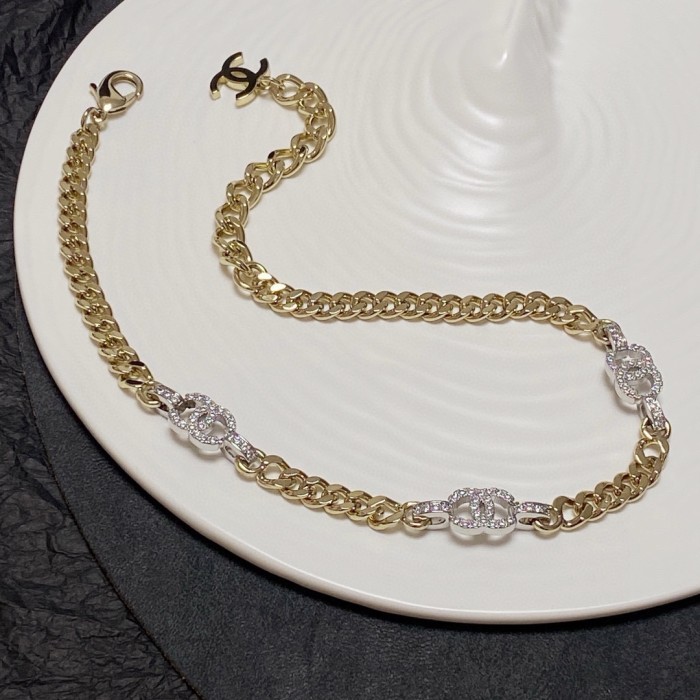 日本未入荷 シャネル n級品 Chanelのライトラメ2色ラインストーンアクセサリーchockerネックレス