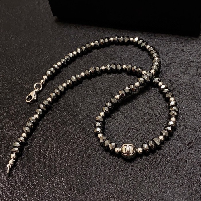 日本未入荷 シャネル 激安偽物 ChanelアルファベットダブルC高級突起天然黒胆石ネックレス