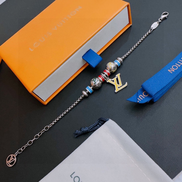 【話題商品！】ルイヴィトン コピーおすすめ LVブレスレットアクセサリー