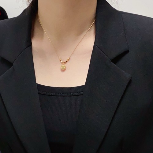 超奇跡の入荷☆ シャネル コピー Chanel ダブルC小刻み金白貝母ネックレス
