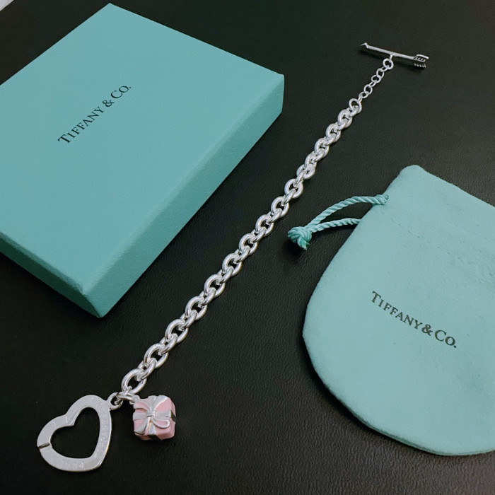 使い勝手良し ティファニー 偽物通販 のブレスレット