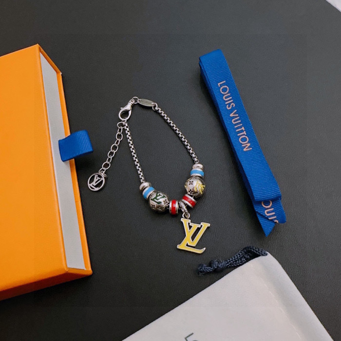 【話題商品！】ルイヴィトン コピーおすすめ LVブレスレットアクセサリー