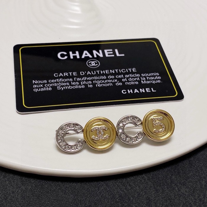 【限定】シャネル n級品 Chanelのブローチ