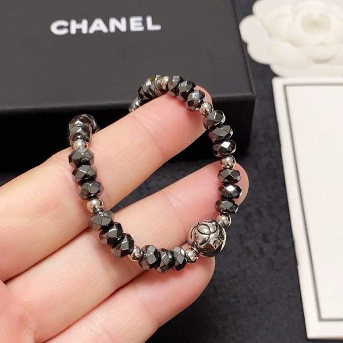 日本未入荷 シャネル 激安偽物 ChanelアルファベットダブルC高級突起天然黒胆石ネックレス