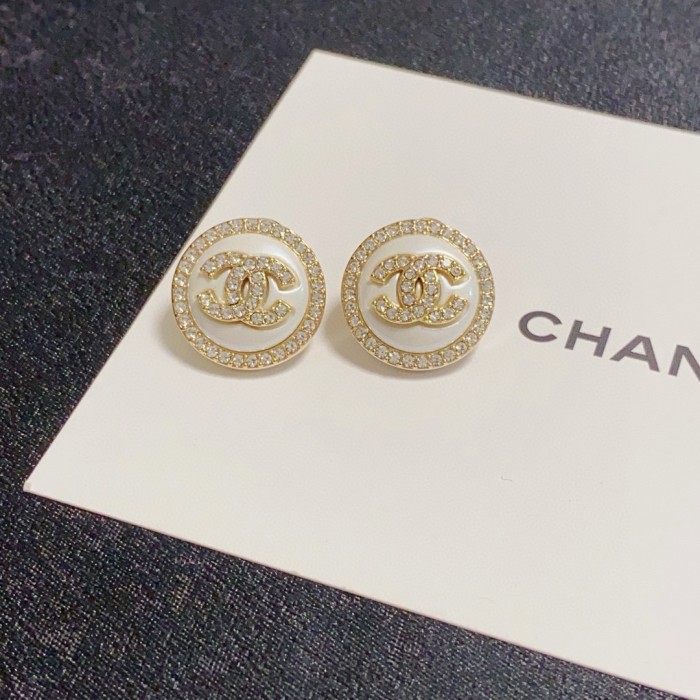 使い勝手良し シャネル スーパーコピー Chanel ダブルCピアス