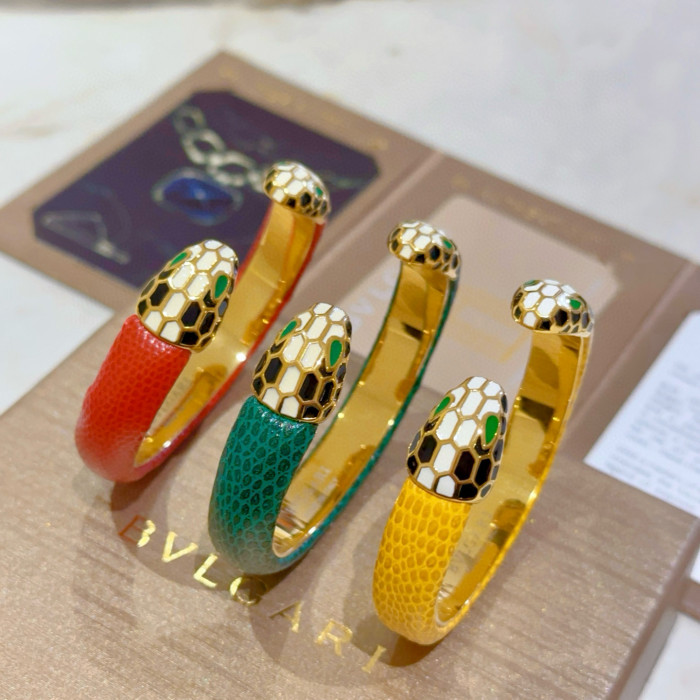 超話題! ブルガリ コピー のブレスレットSerpenti Viperシリーズの蛇の頭ブレスレット