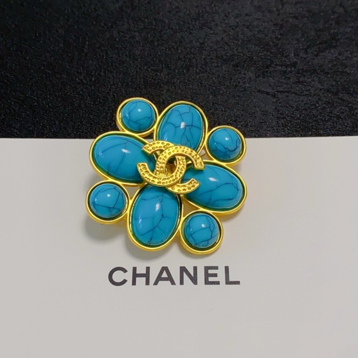入手困難 シャネル 偽物通販 Chanelの中古海藍宝シャネルブローチ