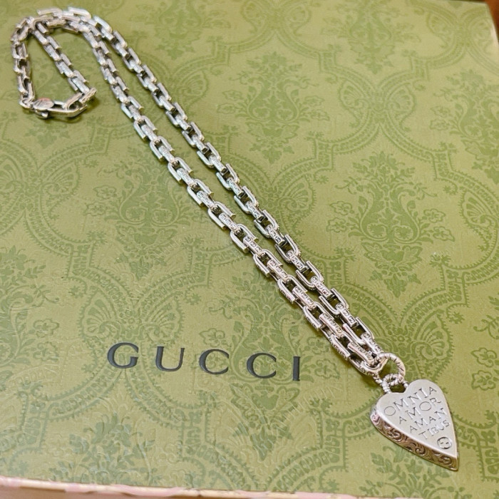 使い勝手良し グッチ コピー のダブルGグッチネックレス