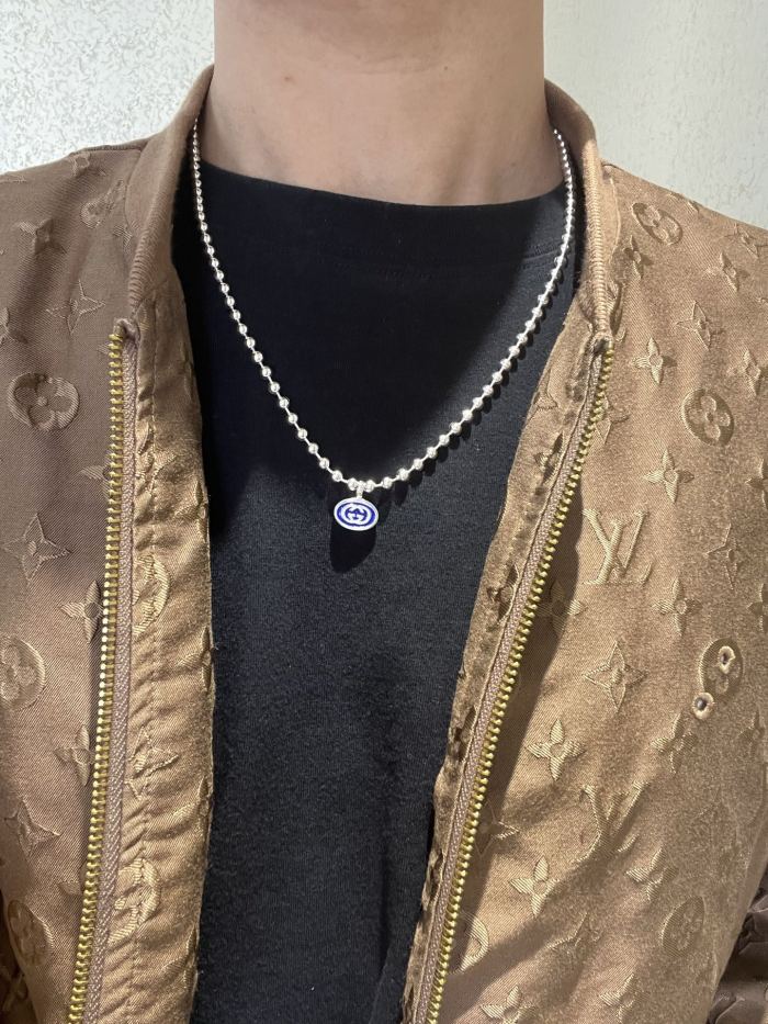 ★超人気 グッチ 激安通販 のダブルGネックレス